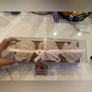 3-PIECE ROSE CANDLE SET